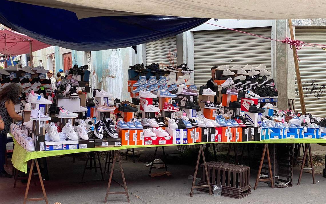 Tenis adidas y nike clon piratas en Le n en tianguis y mercados